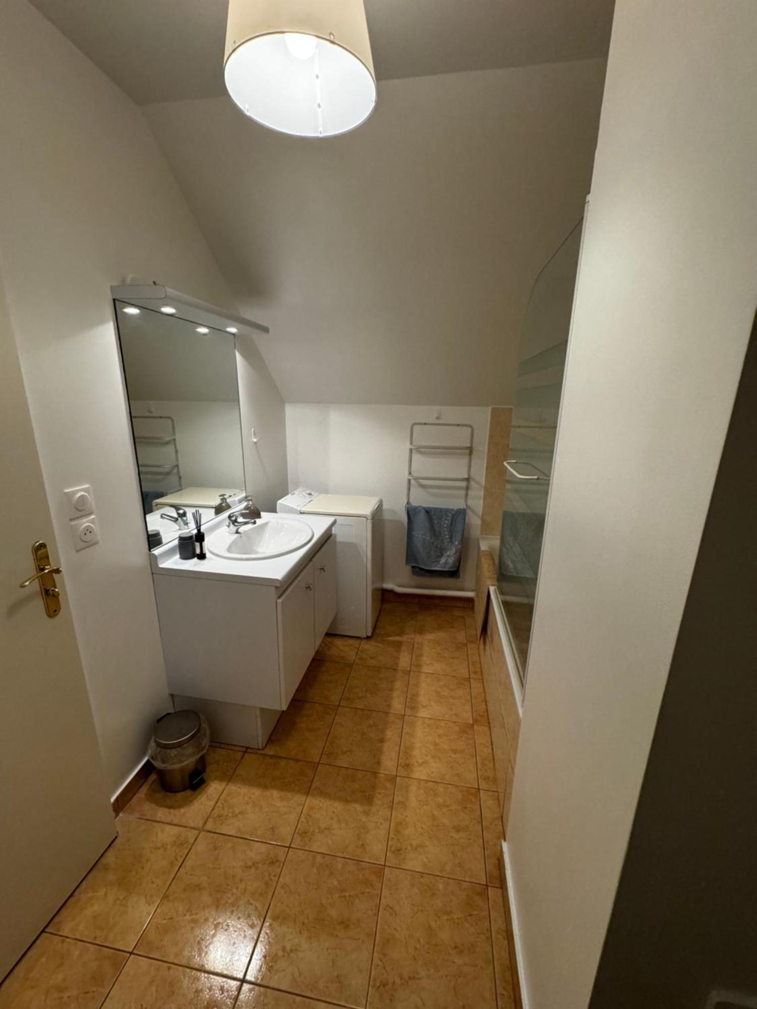 Apartamento Le Studio Du 72 Bussy-Saint-Georges Exterior foto